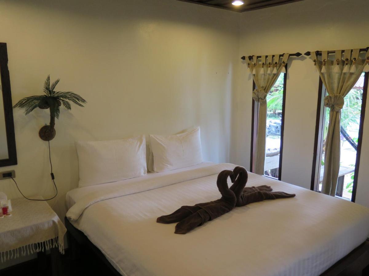 V-View Beach Resort Baan Tai Exterior photo
