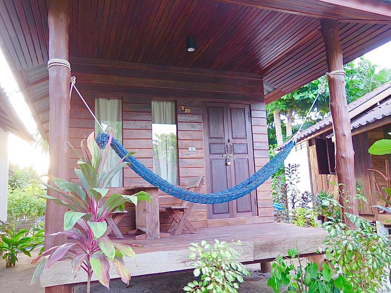 V-View Beach Resort Baan Tai Exterior photo