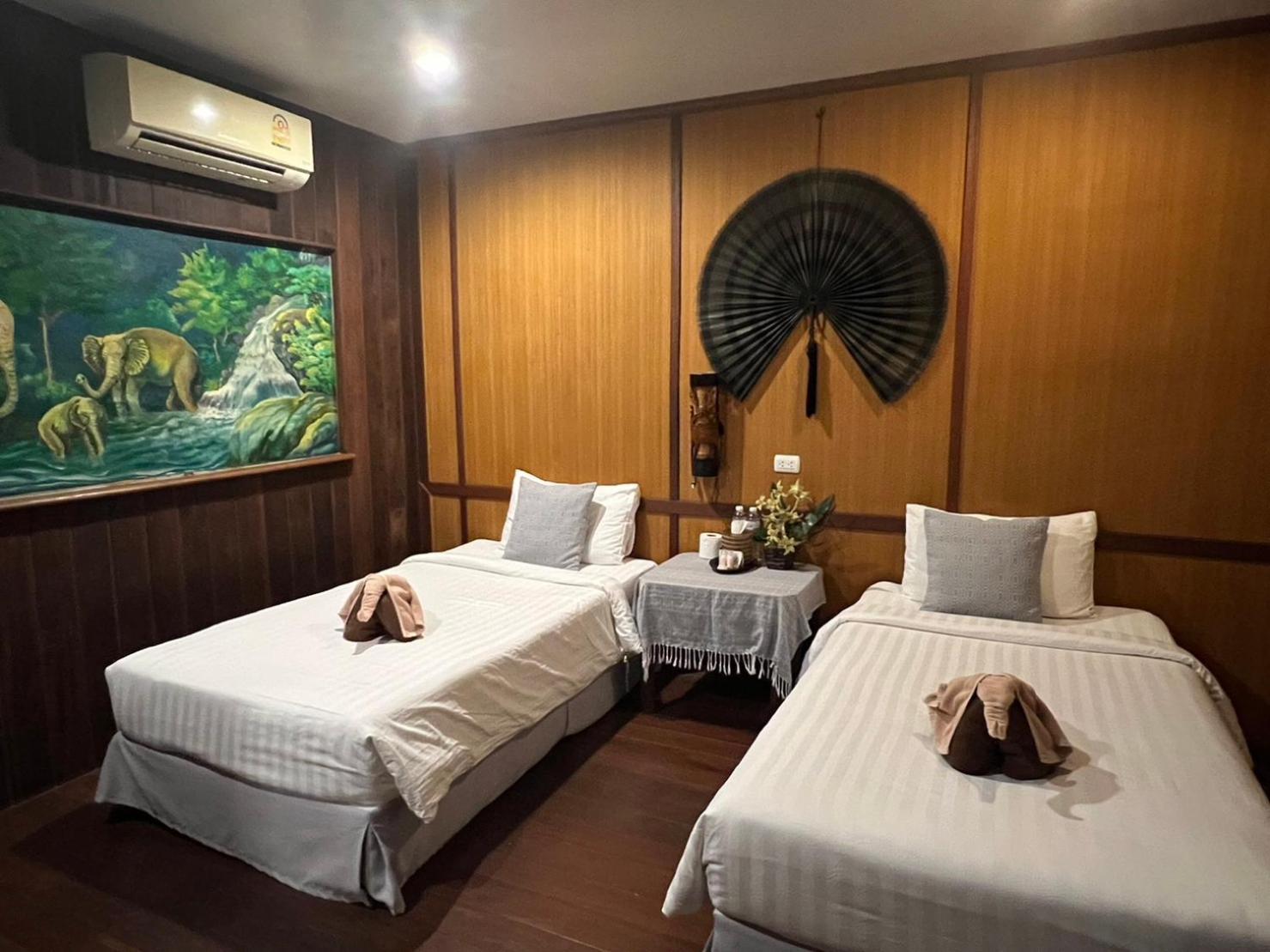 V-View Beach Resort Baan Tai Exterior photo