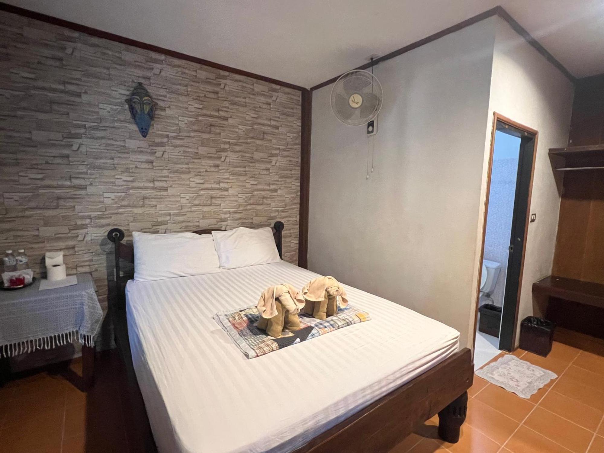 V-View Beach Resort Baan Tai Exterior photo